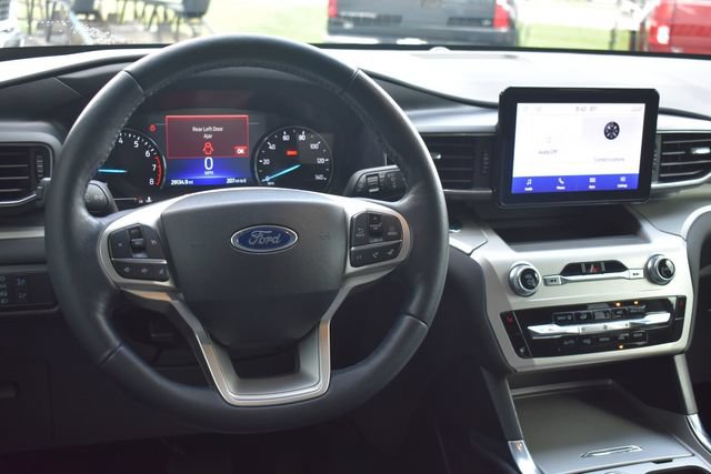 Used 2022 Ford Explorer XLT w/ Equipment Group 202A AWD/4WD image 20
