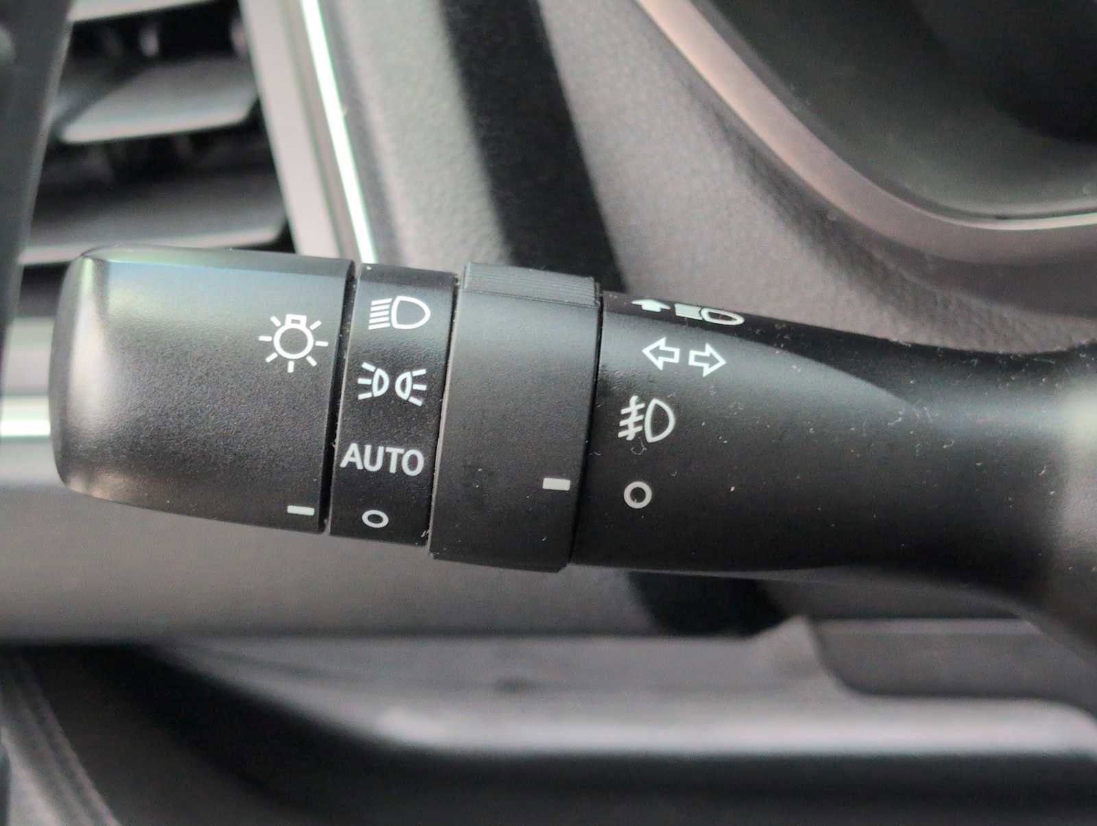 Used 2023 Subaru Ascent Touring AWD/4WD image 26