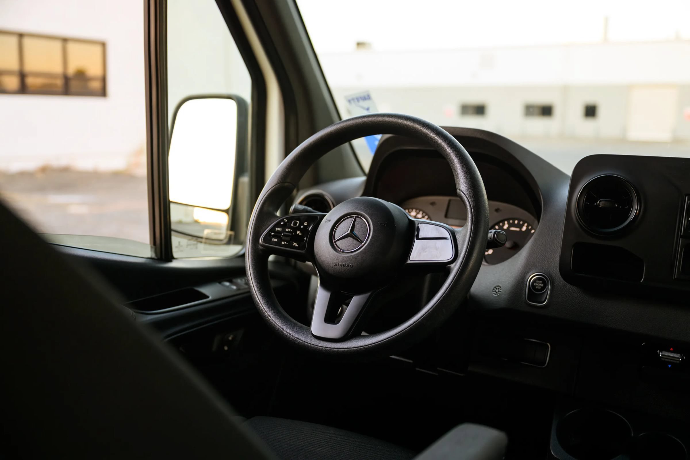 Used 2021 Mercedes-Benz Sprinter 3500 image 44