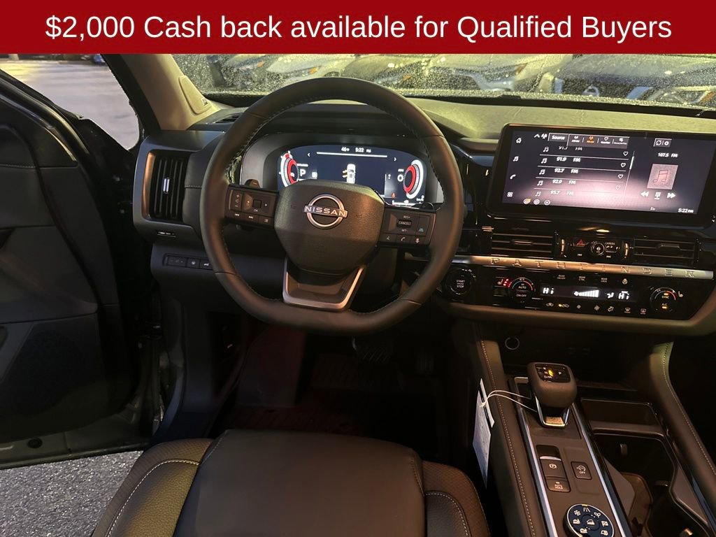 New 2026 Nissan Pathfinder SL image 14