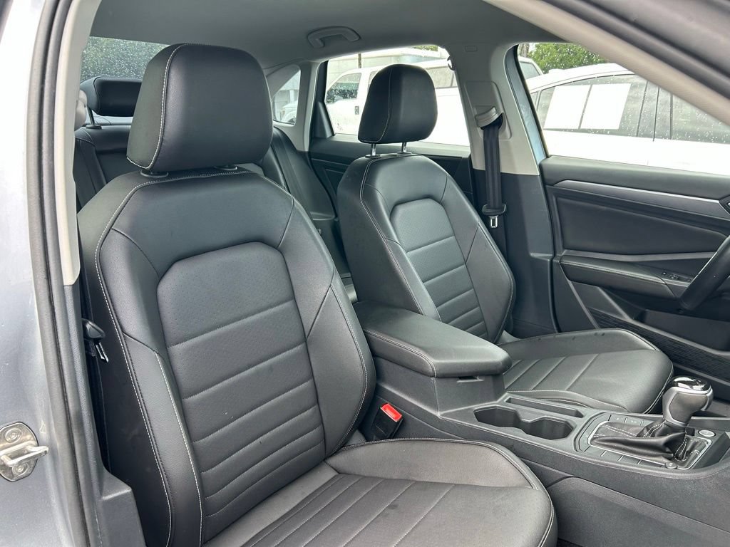 Used 2023 Volkswagen Jetta SE w/ Black Wheel Package FWD image 45