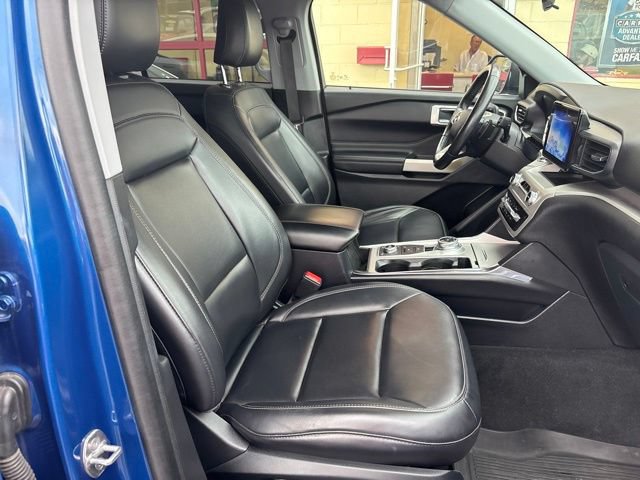 Used 2021 Ford Explorer XLT w/ Equipment Group 202A AWD/4WD image 20