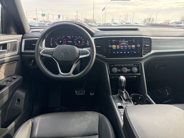 Used 2023 Volkswagen Atlas Cross Sport SE w/ Black Wheel Package image 12