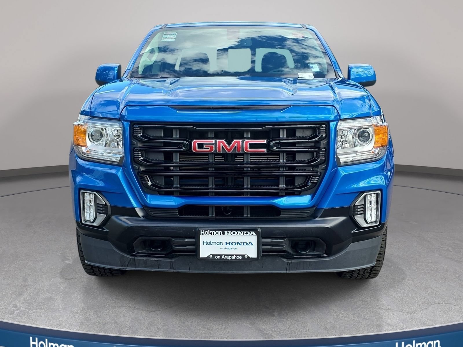 Used 2022 GMC Canyon Elevation w/ Elevation Premium Package AWD/4WD image 3
