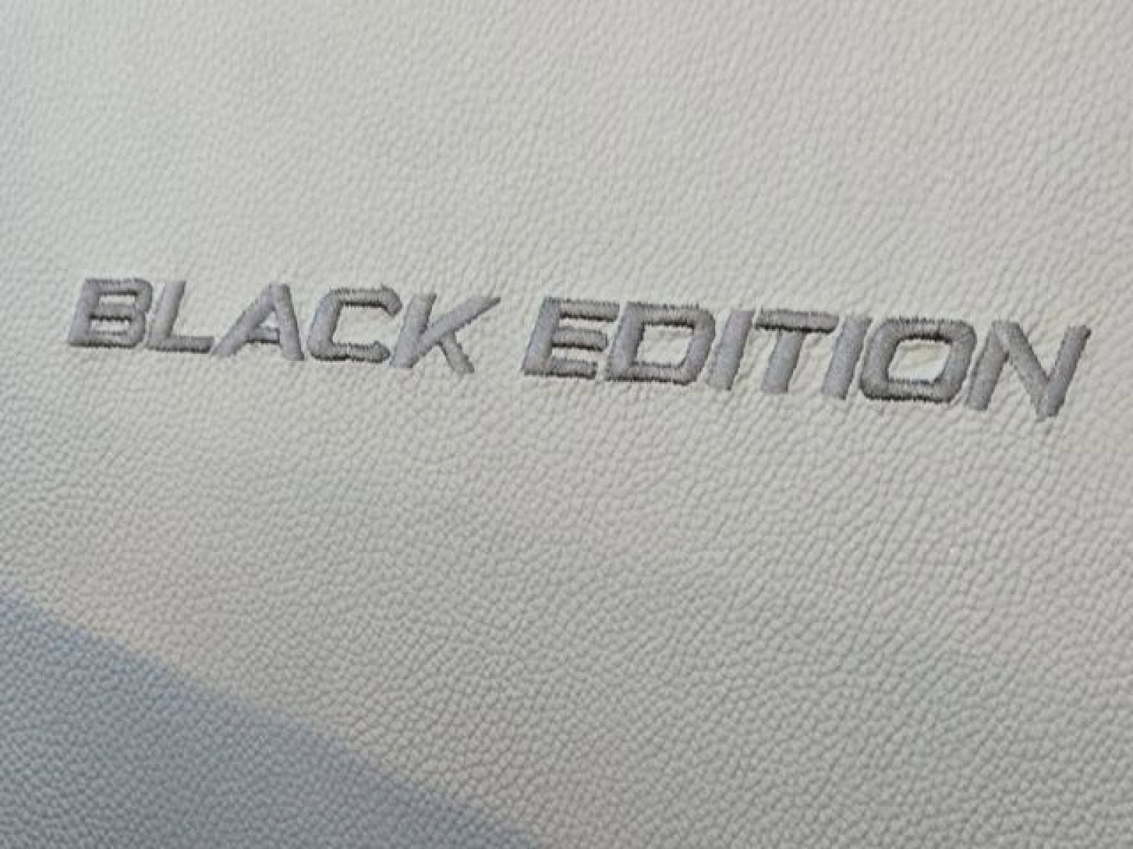 New 2026 Honda Ridgeline Black Edition image 5