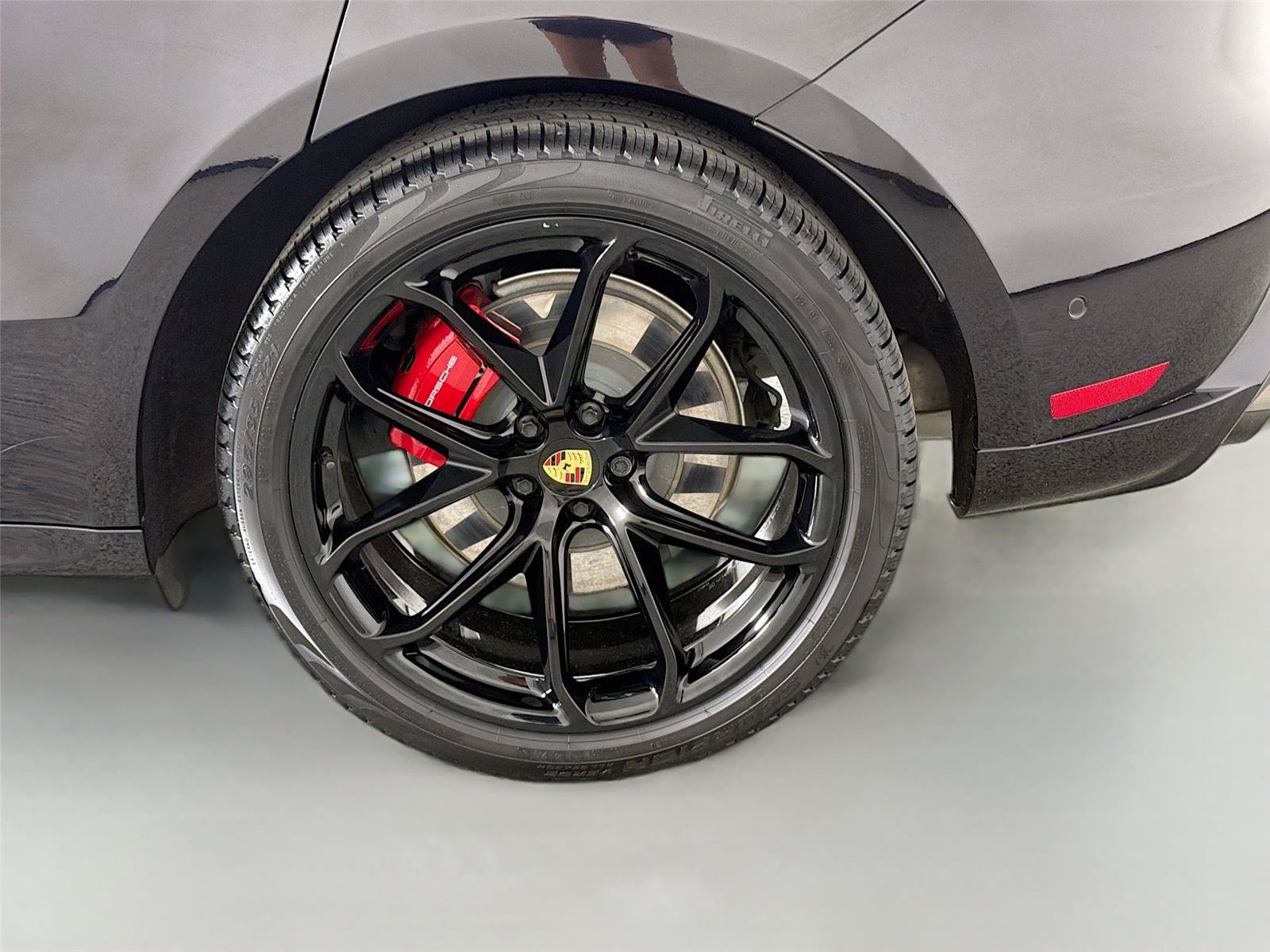 Certified 2023 Porsche Macan GTS AWD/4WD image 12