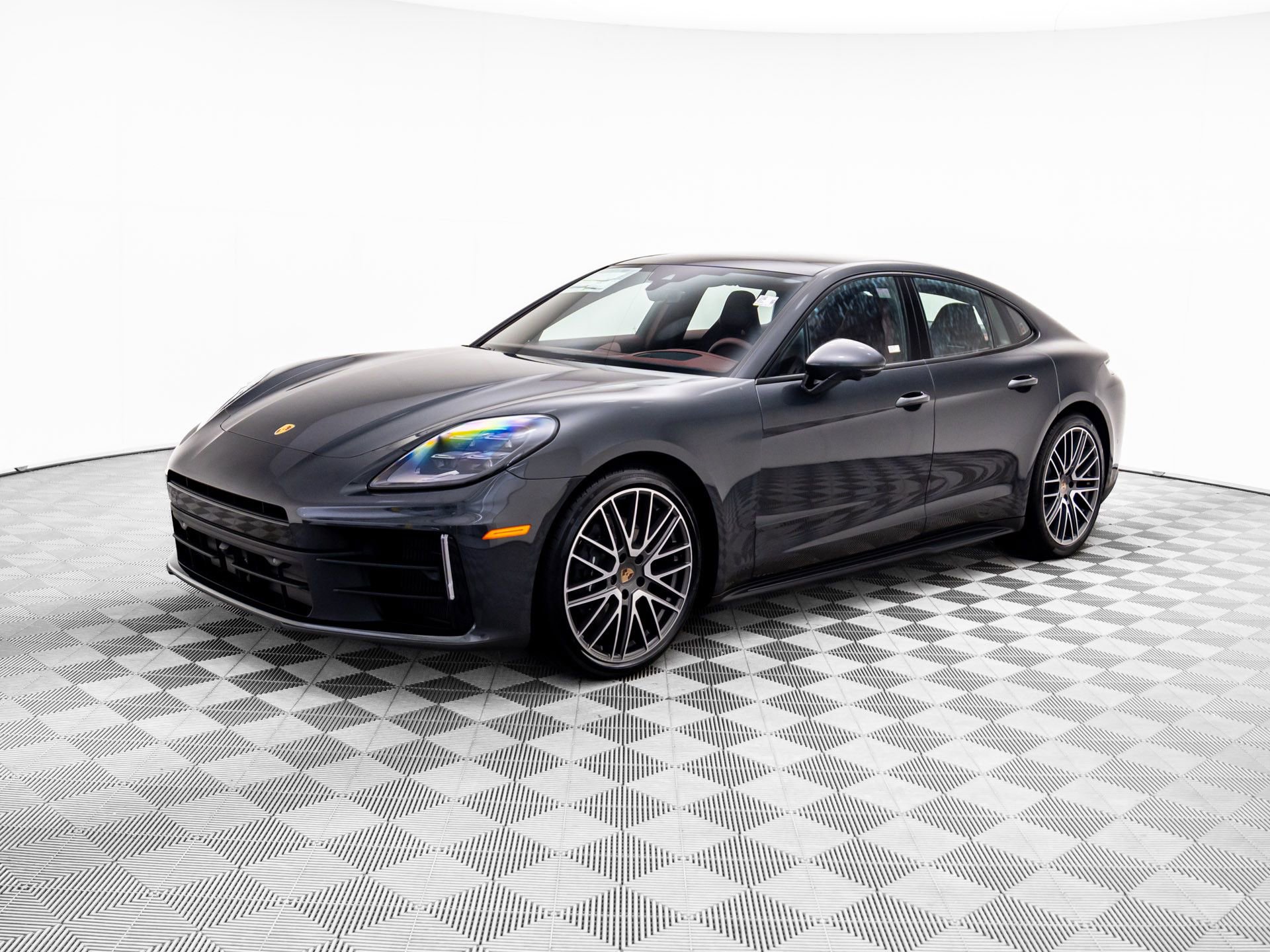 New 2026 Porsche Panamera 4 image 1