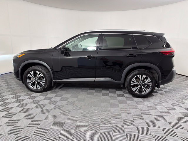 Used 2021 Nissan Rogue SV FWD image 11