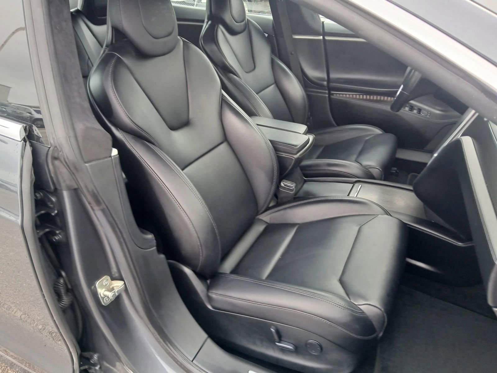 Used 2017 Tesla Model S 100D image 18