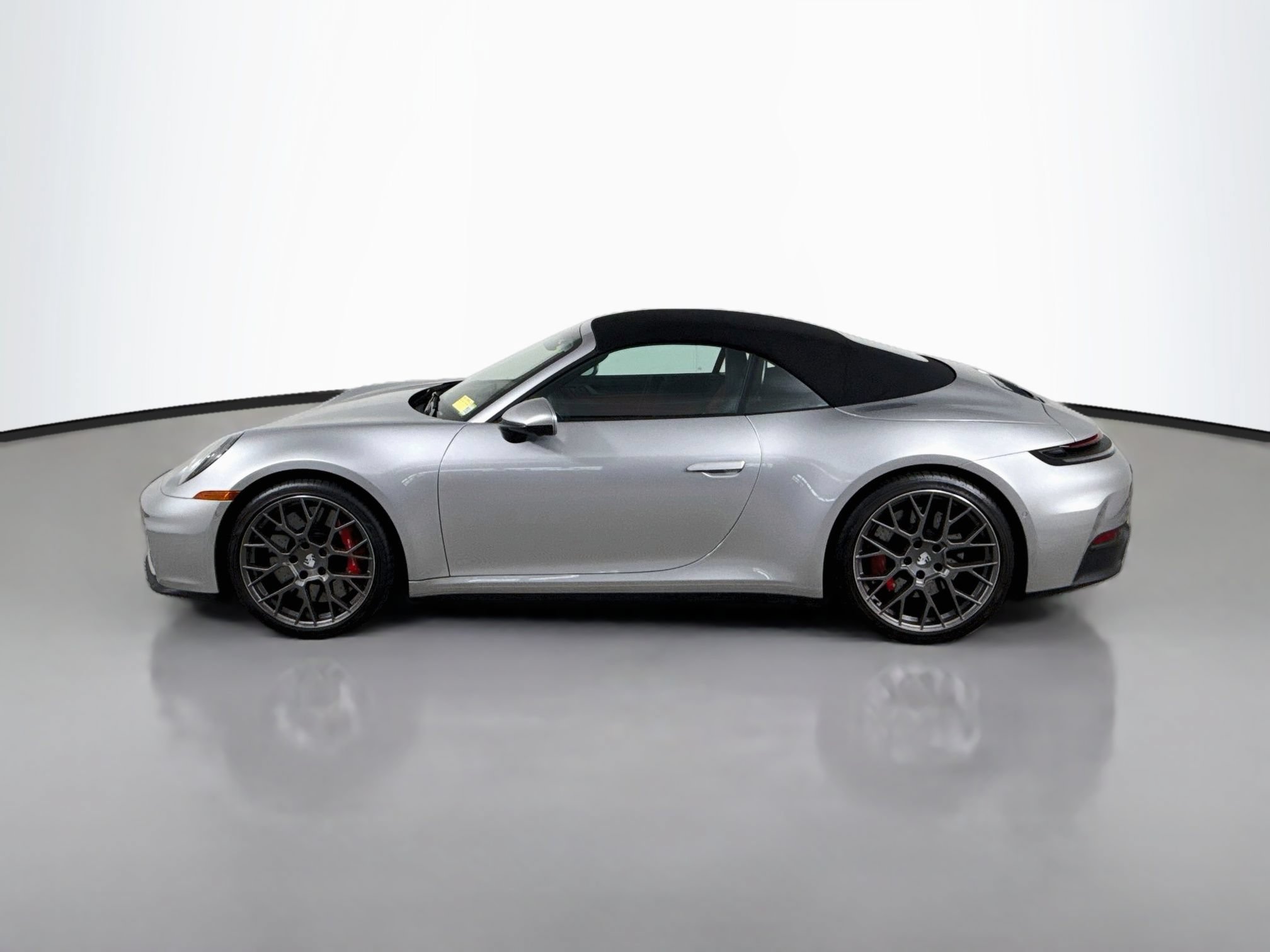 Certified 2025 Porsche 911 Carrera S RWD image 2