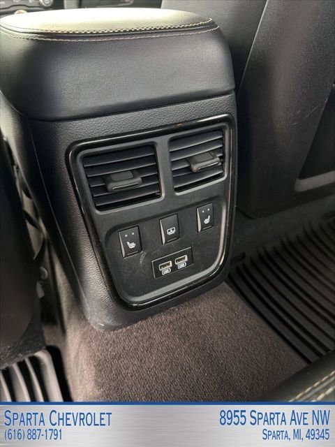 Used 2018 Chrysler 300 S w/ 300S Premium Group 2 AWD/4WD image 11