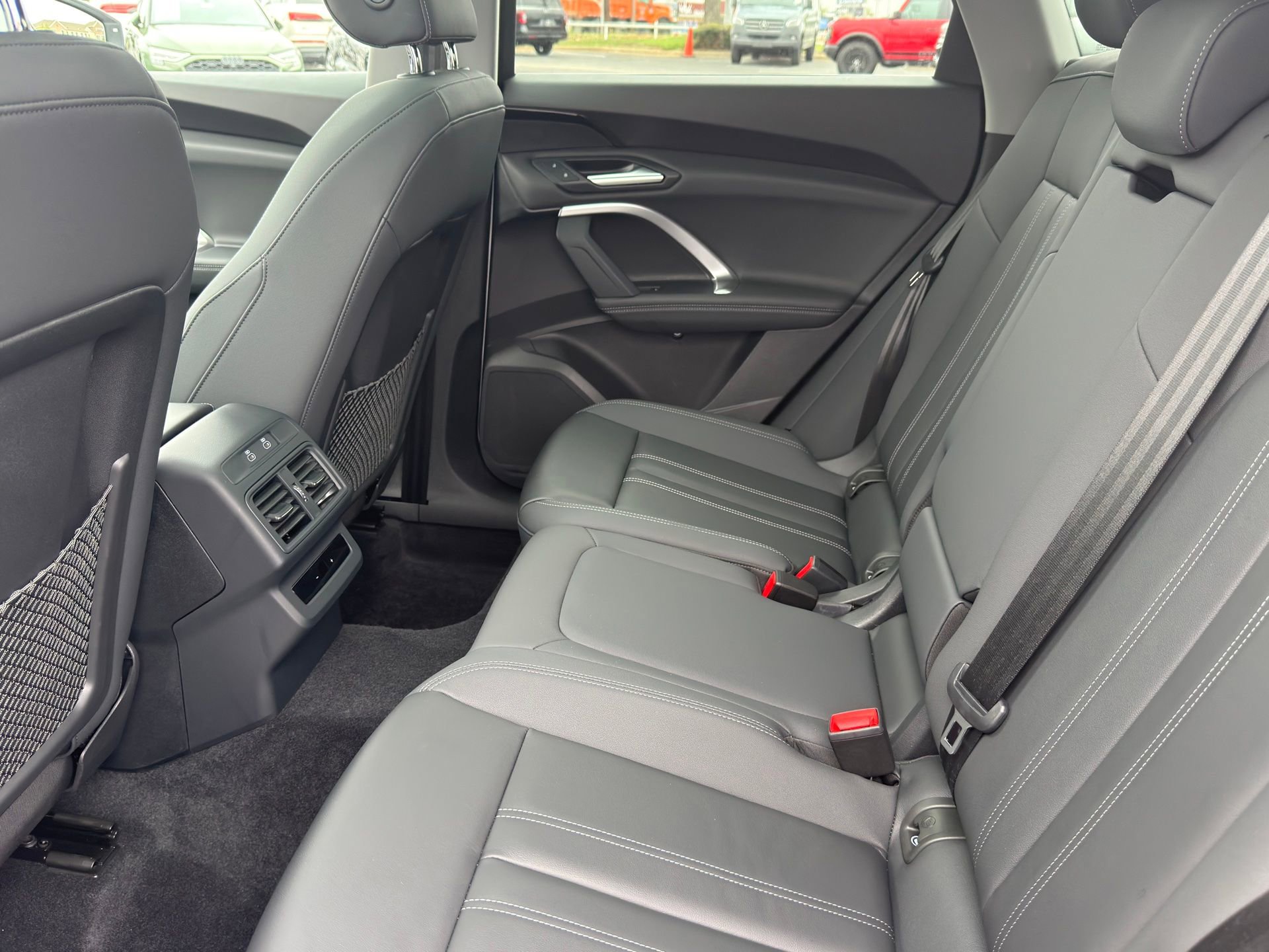 Certified 2025 Audi Q5 Premium w/ Convenience Package image 26