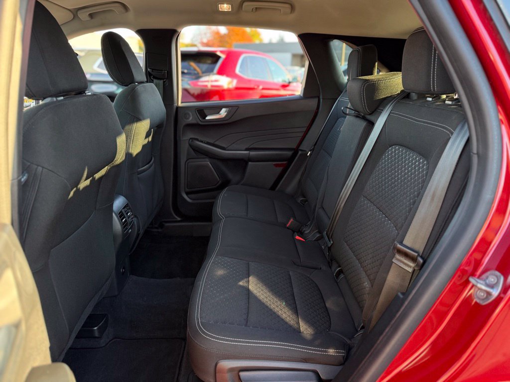 Used 2023 Ford Escape Active w/ Tech Pack #2 AWD/4WD image 13