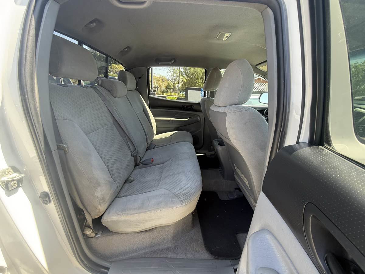 Used 2010 Toyota Tacoma PreRunner RWD image 30