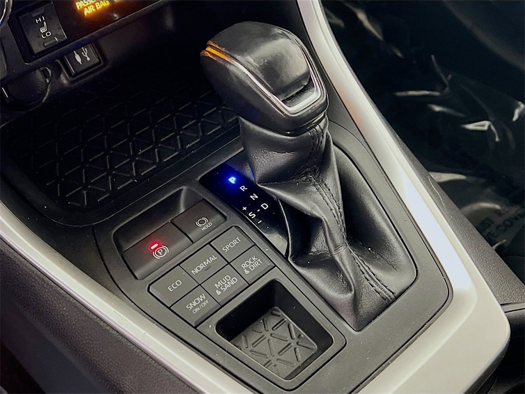 Certified 2019 Toyota RAV4 XLE Premium w/ Cold Weather Package image 16