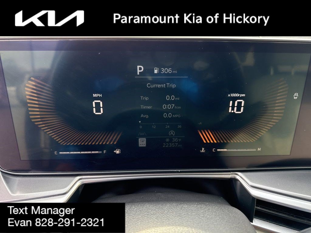 Used 2024 Kia Sorento EX w/ Panoramic Sunroof Package image 34