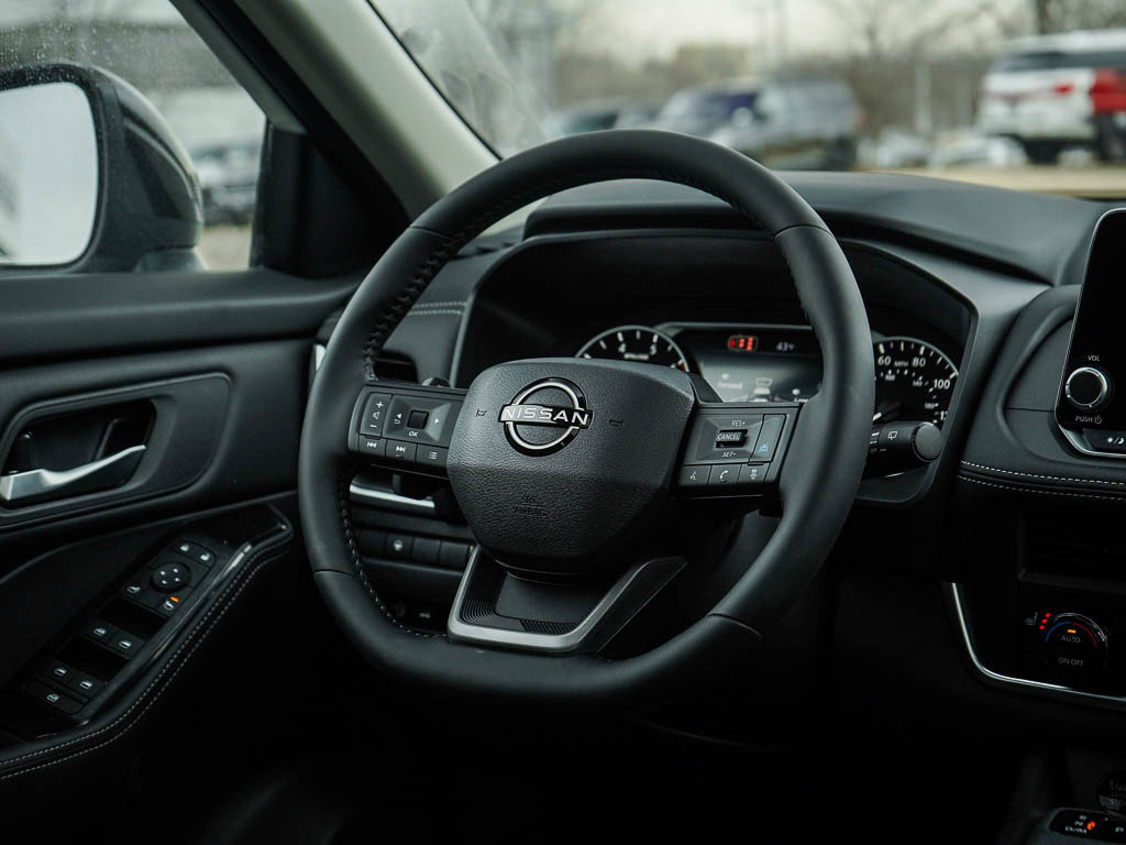 New 2026 Nissan Rogue SV AWD/4WD image 16