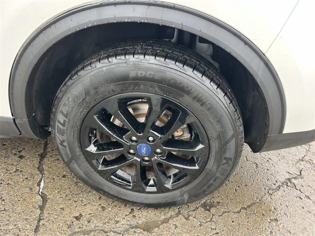 Certified 2020 Ford Escape SE image 11