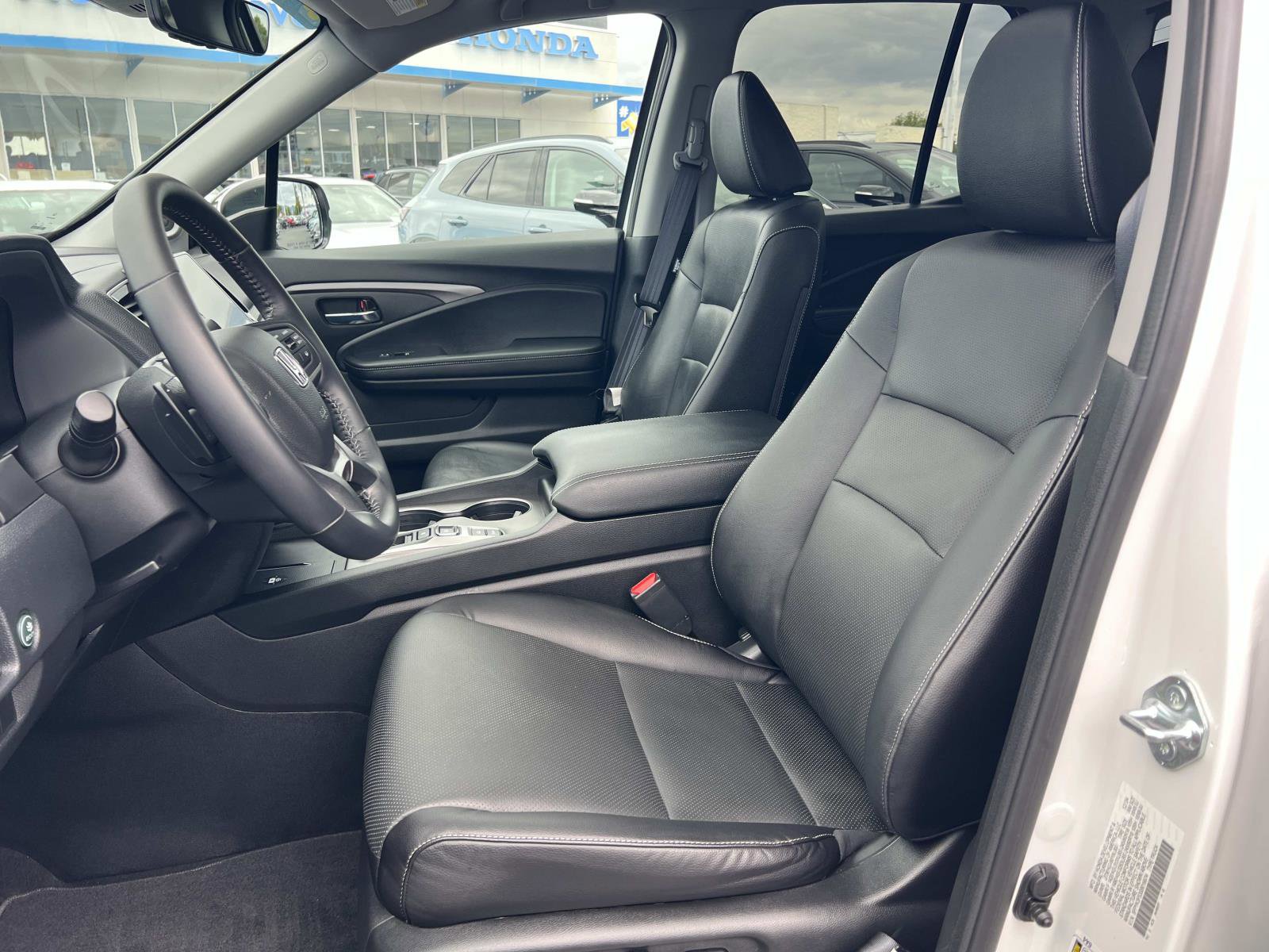 Used 2025 Honda Ridgeline RTL image 19