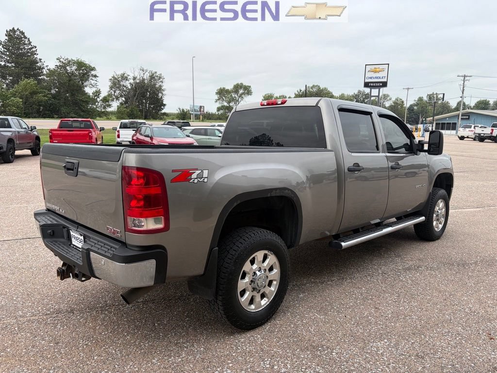 Used 2014 GMC Sierra 2500 SLE w/ SLE Preferred Package AWD/4WD image 6