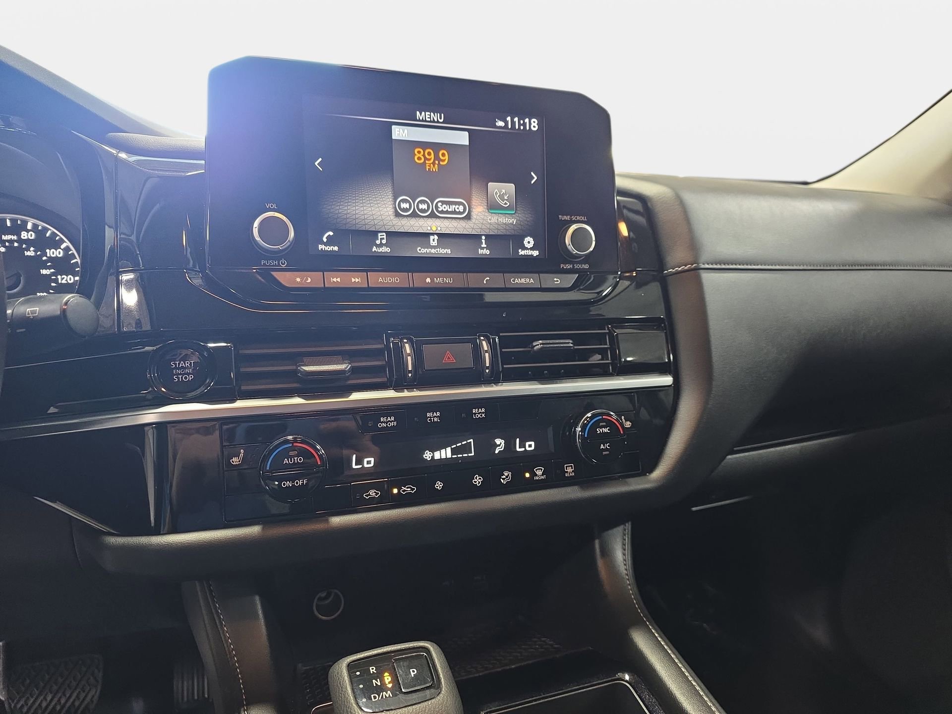 Used 2025 Nissan Pathfinder SV image 20