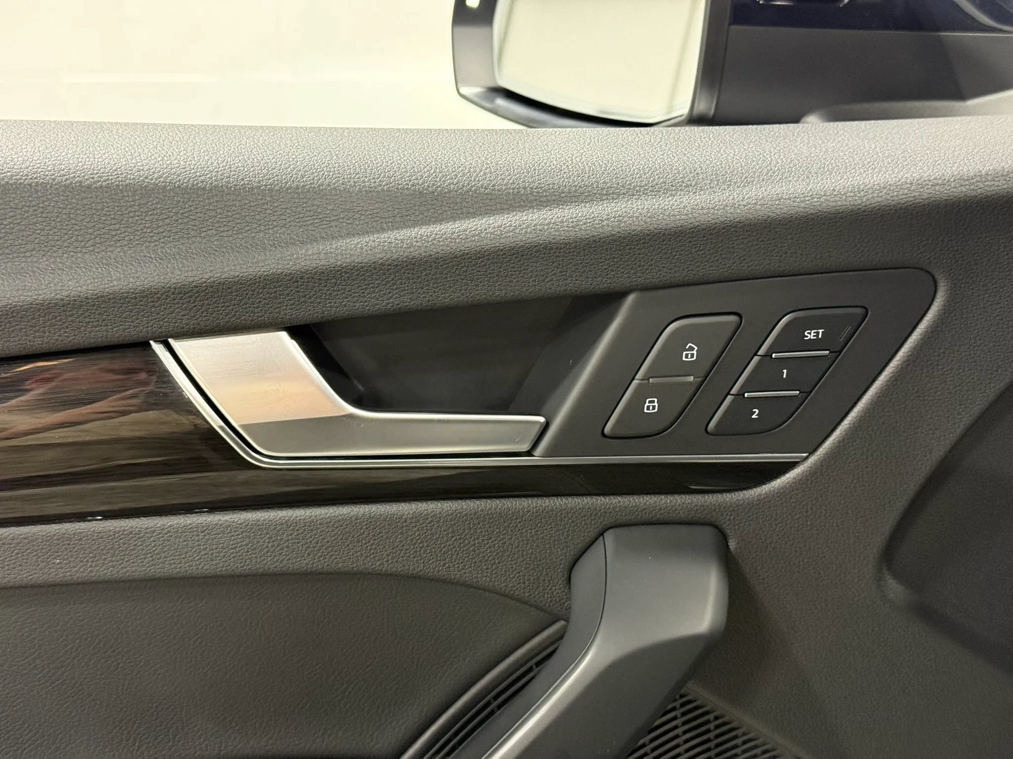 Used 2019 Audi Q5 2.0T Premium Plus AWD/4WD image 13