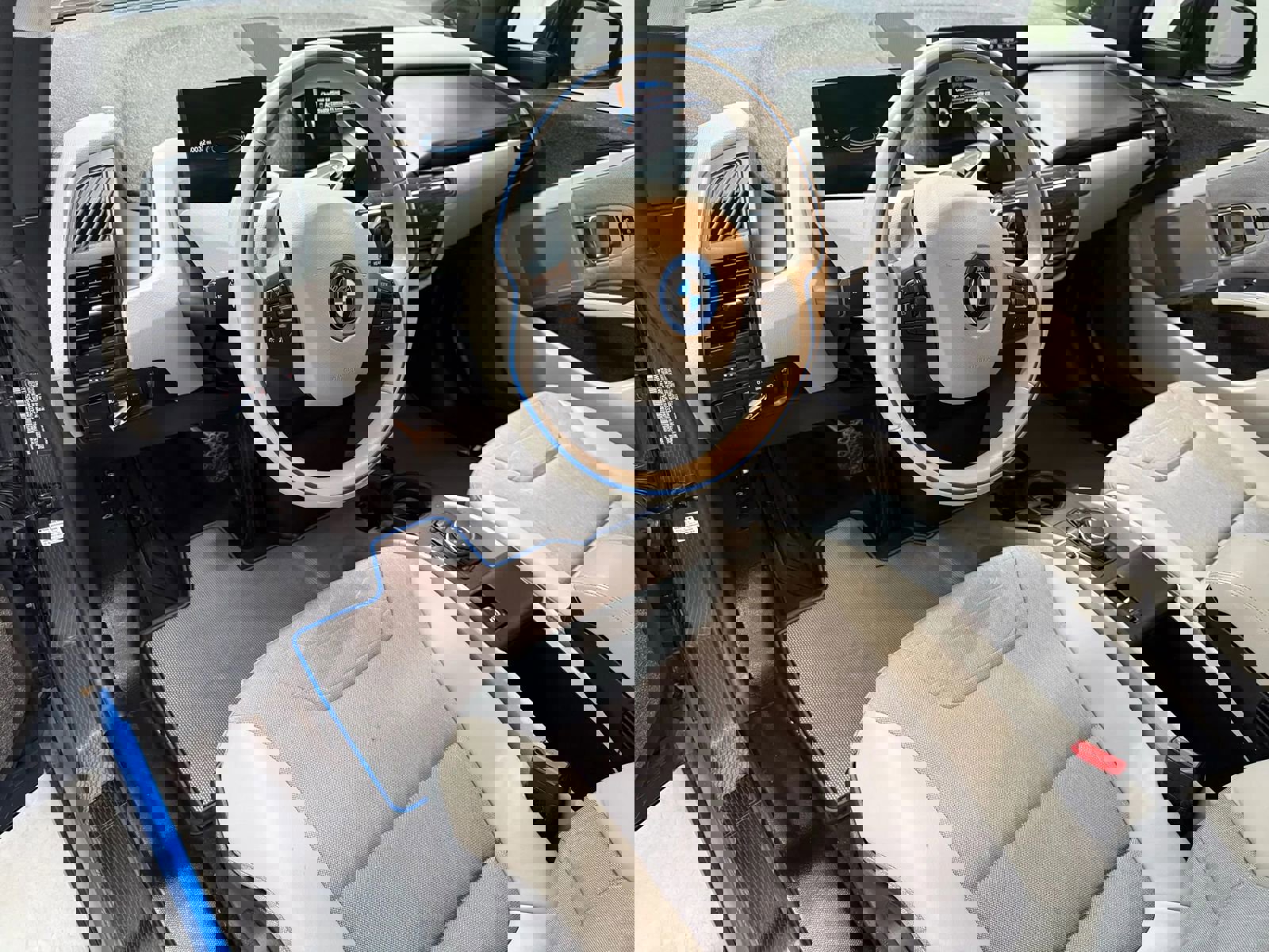 Used 2015 BMW i3 w/ Range Extender image 9