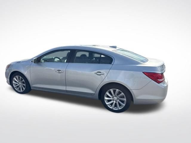 Used 2015 Buick LaCrosse Leather w/ Experience Buick Package FWD image 5