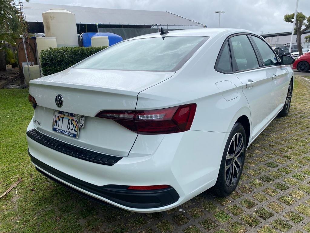 Used 2024 Volkswagen Jetta Sport image 25