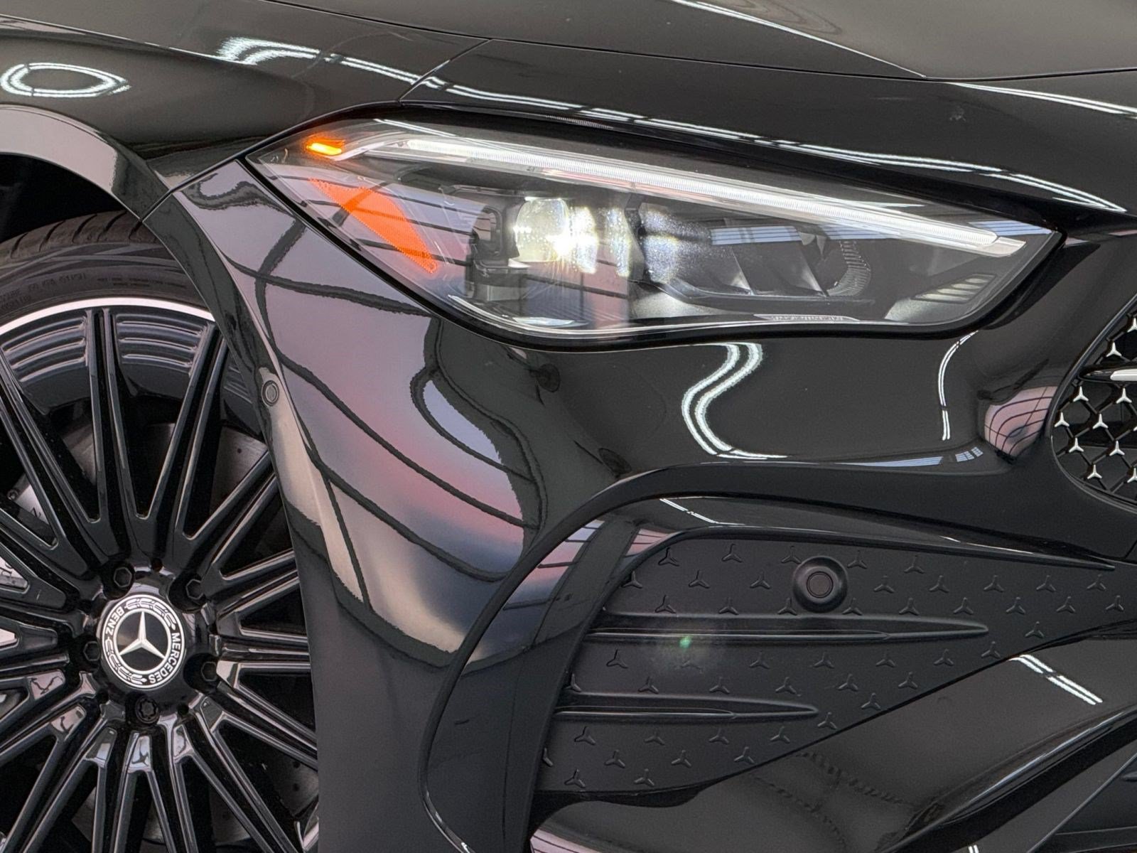 New 2026 Mercedes-Benz CLE 300 4MATIC Cabriolet image 10