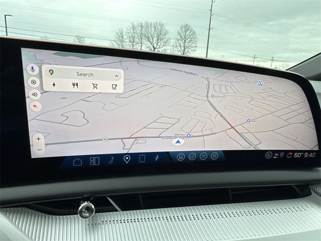 New 2026 Cadillac Optiq Luxury 2 image 18