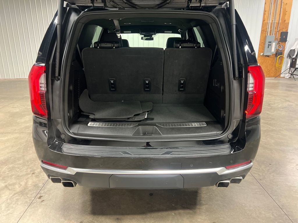 Certified 2025 GMC Yukon Denali AWD/4WD image 12