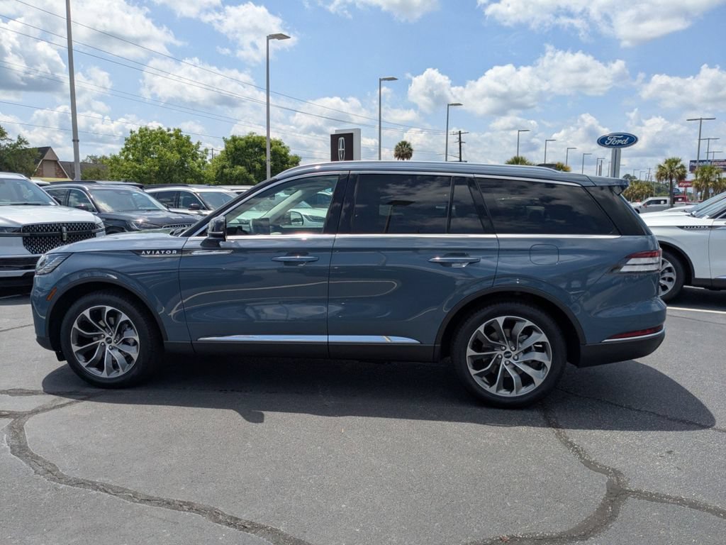 New 2026 Lincoln Aviator Reserve w/ Illumination Package RWD image 7