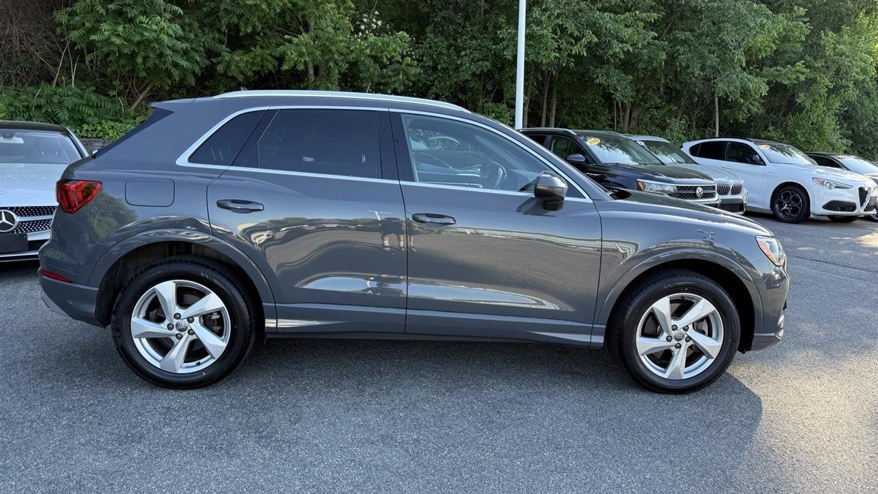 Used 2020 Audi Q3 2.0T Premium w/ Convenience Package AWD/4WD image 19