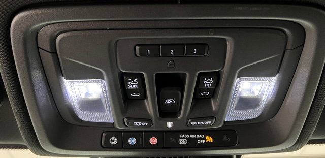 Used 2024 Chevrolet Silverado 2500 ZR2 w/ Technology Package AWD/4WD image 38