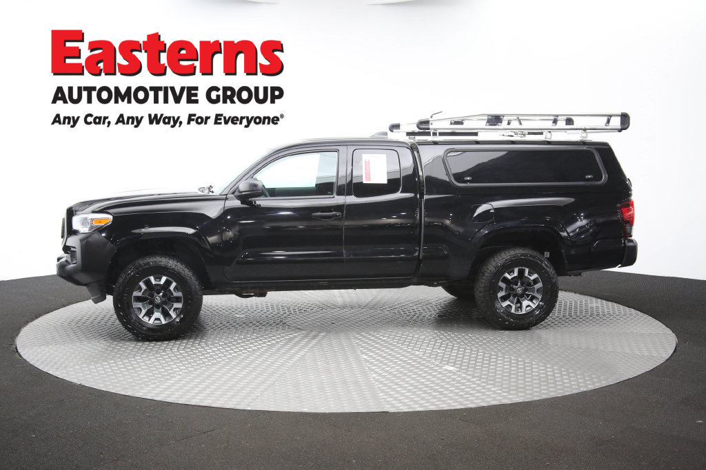 Used 2023 Toyota Tacoma SR AWD/4WD image 61