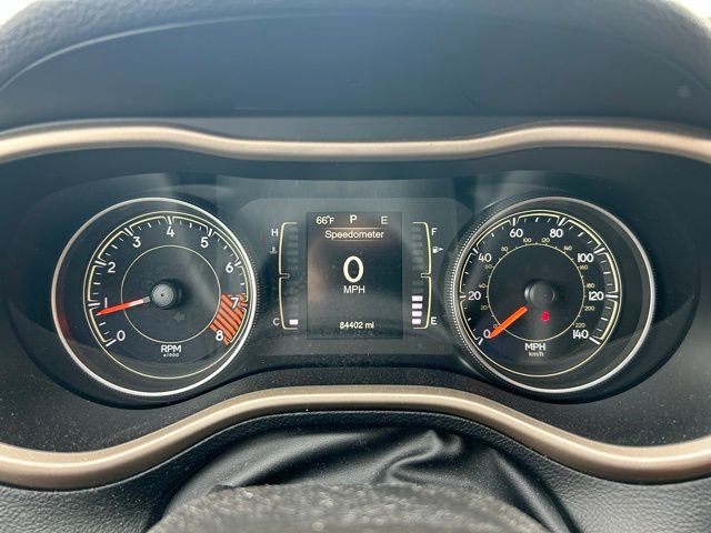 Used 2015 Jeep Cherokee Latitude w/ Comfort/Convenience Group image 2