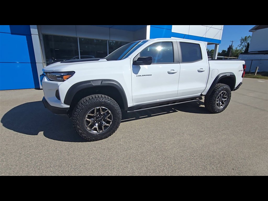 New 2026 Chevrolet Colorado ZR2 image 4