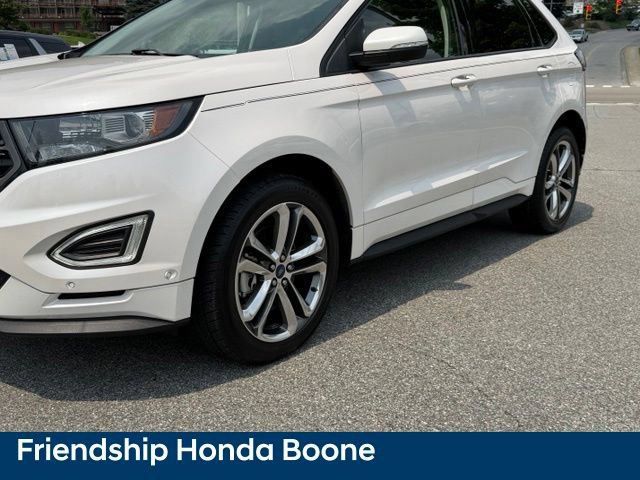 Used 2017 Ford Edge Sport w/ Equipment Group 401A AWD/4WD image 9