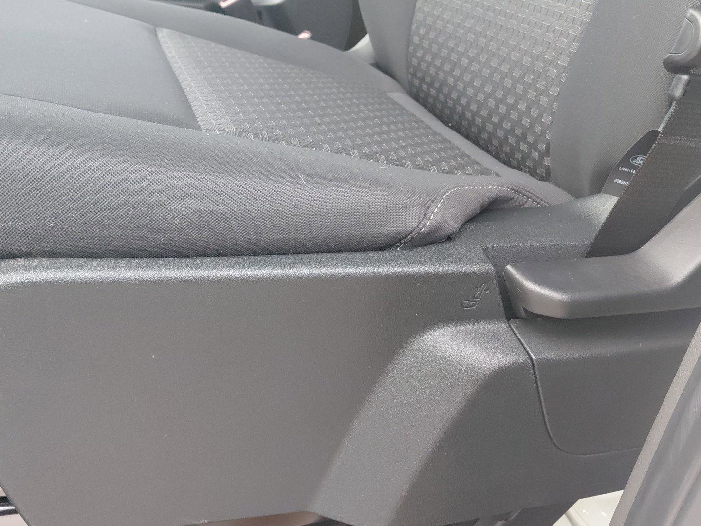 New 2023 Ford E-Transit Medium Roof image 22