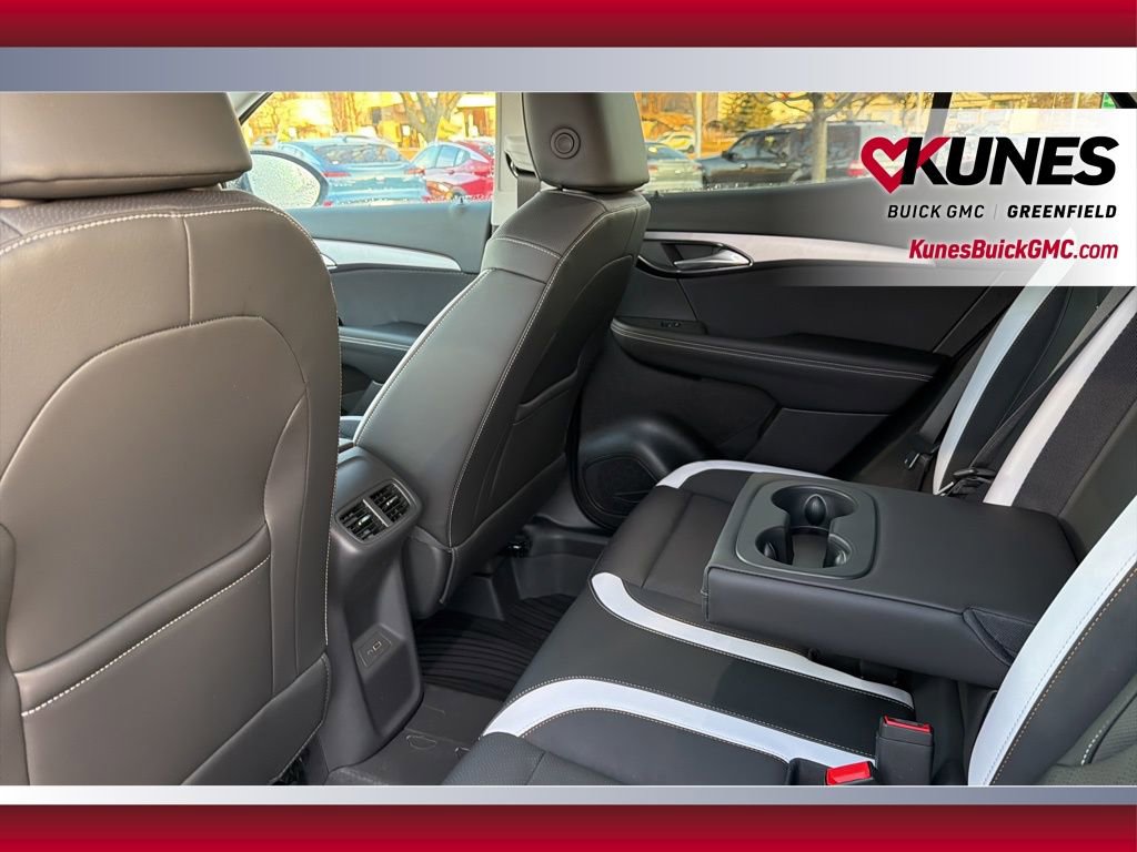 New 2026 Buick Envision Sport Touring image 39