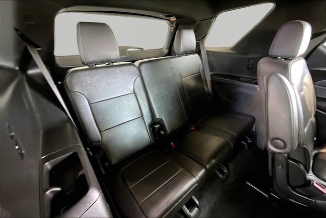 Used 2023 Chevrolet Traverse LT AWD/4WD image 18