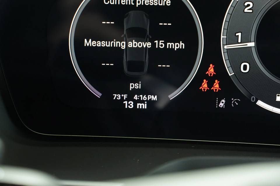 Used 2025 Porsche Panamera 4 AWD/4WD image 15