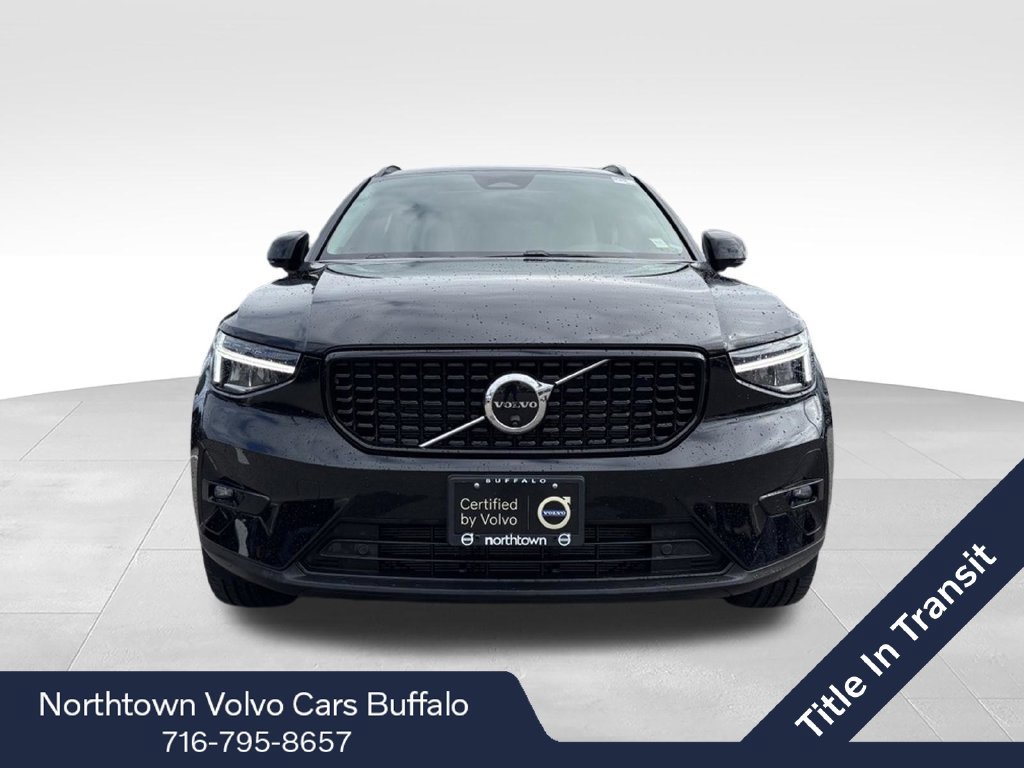 Used 2024 Volvo XC40 B5 Plus w/ Climate Package AWD/4WD image 5