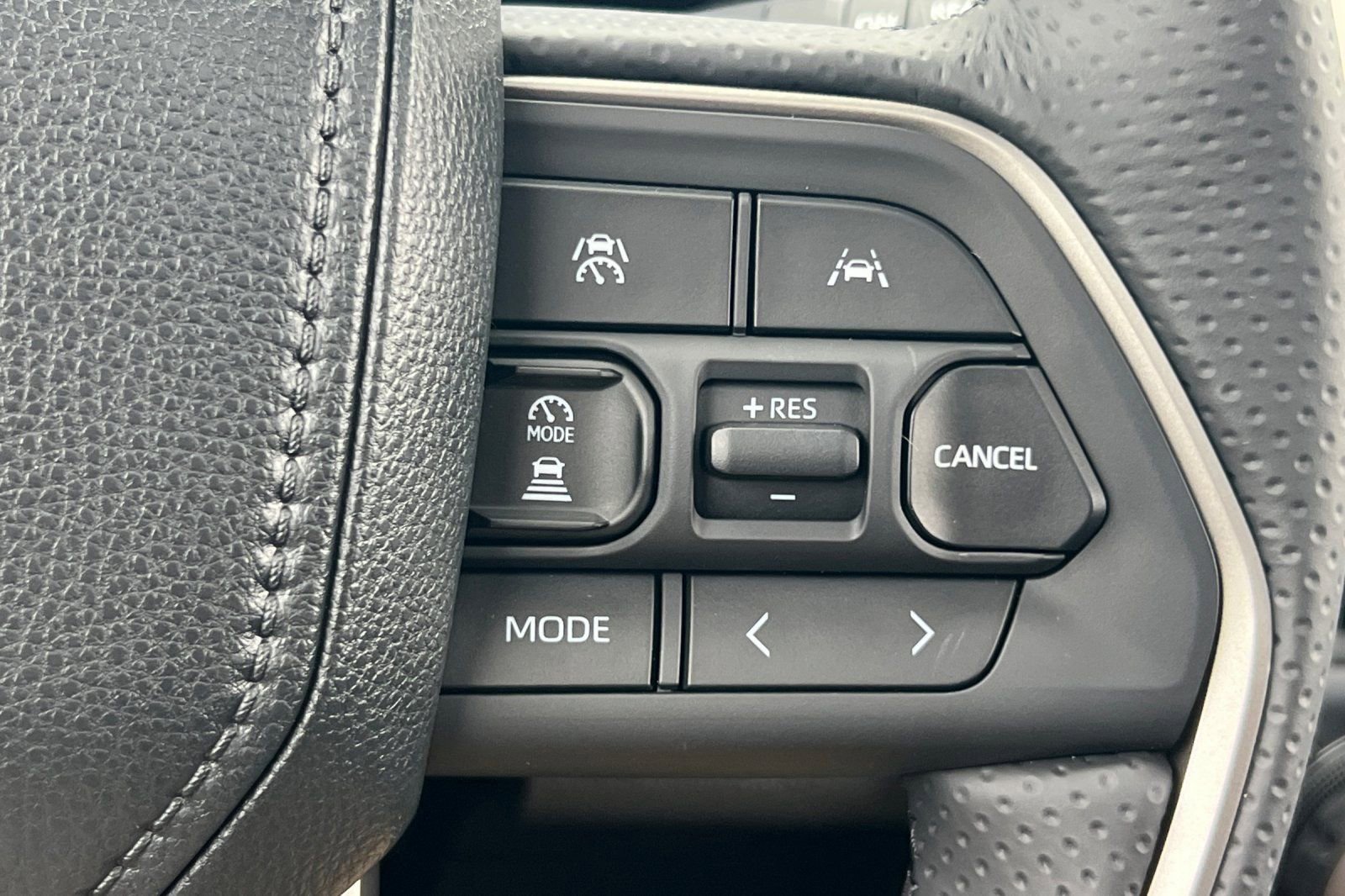 New 2026 Toyota 4Runner Limited AWD/4WD image 28