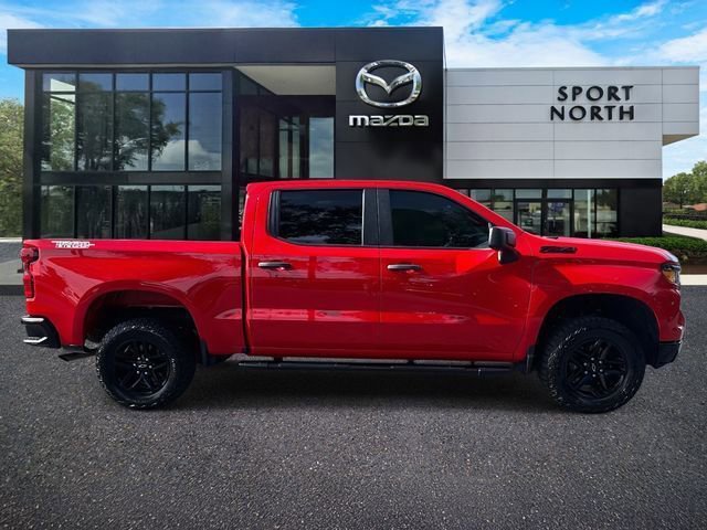 Used 2023 Chevrolet Silverado 1500 Custom Trail Boss w/ LPO, Dark Essentials Package image 2