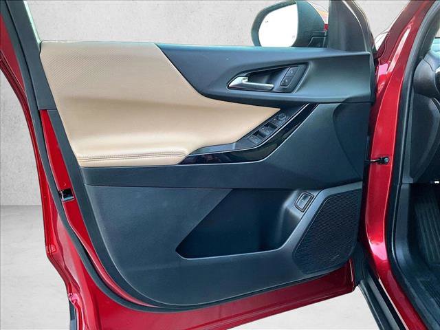 Certified 2025 Chevrolet Equinox ACTIV image 18