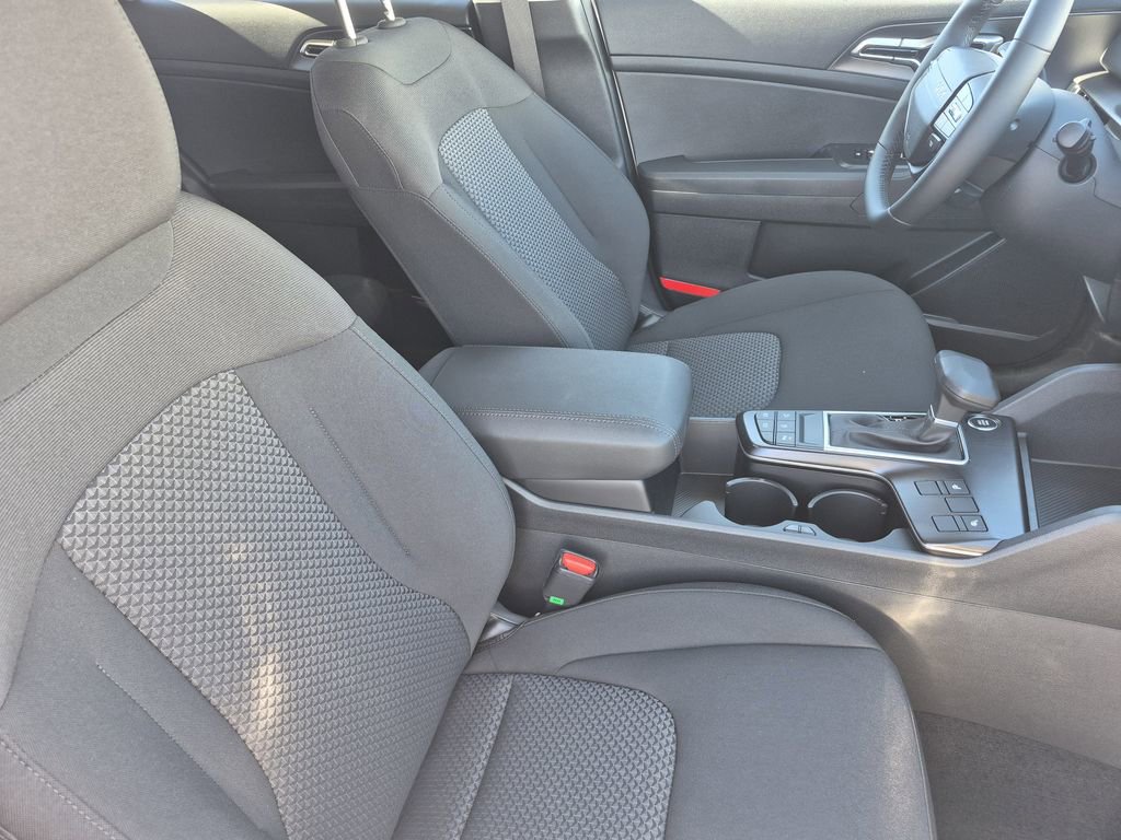 New 2026 Kia Sportage LX image 15