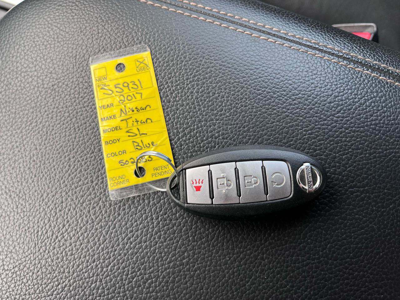 Used 2017 Nissan Titan SL image 37