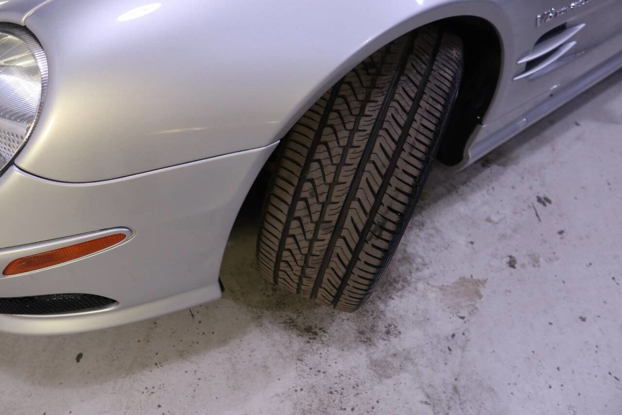 Used 2005 Mercedes-Benz SL 55 AMG SL 55 AMG 2dr Convertible image 11